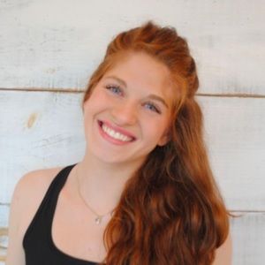 Meet your Posher, Eve